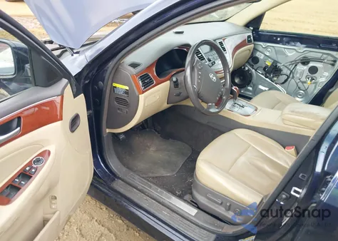 2013 Hyundai Genesis 3.8 z USA, uszkodzony, nr VIN KMHGC4DD1DU216041